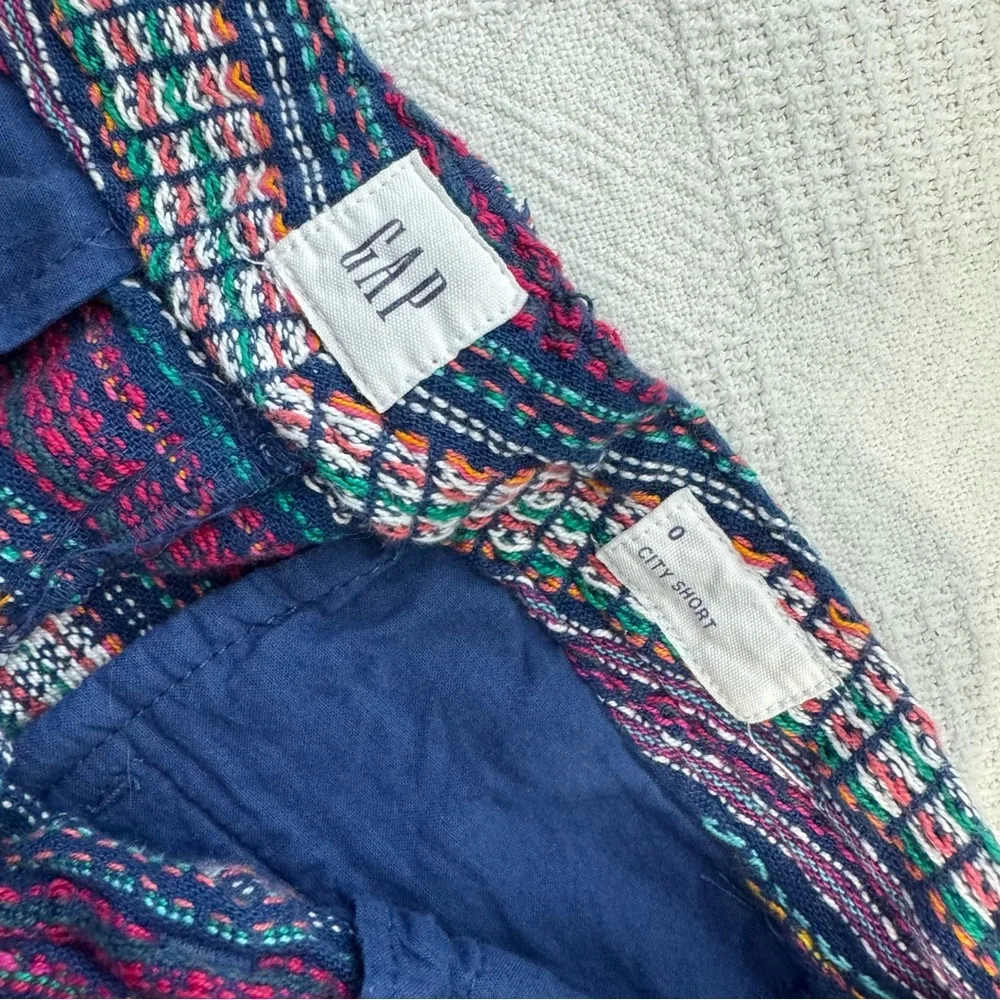 GAP Womens Tweed Shorts Size 0 Multicolor Serape Stripe‎ Aztec Mid Rise Flat